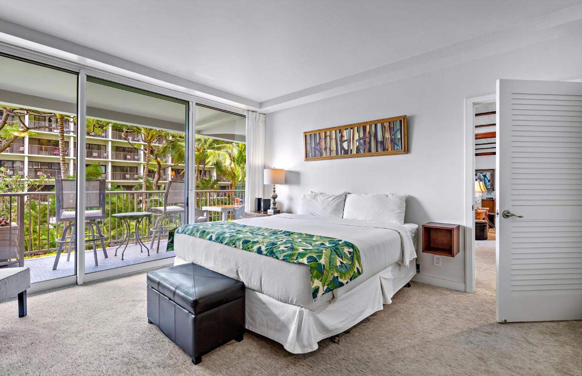 The Whaler By Maui Resort Rentals Lahaina Exterior photo