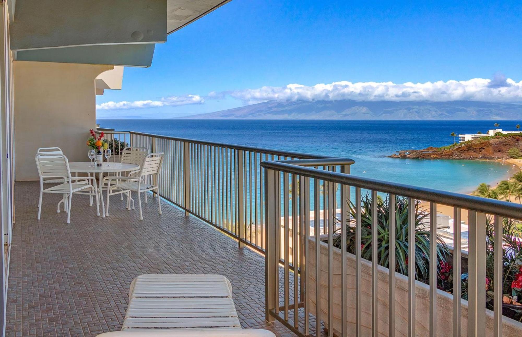 The Whaler By Maui Resort Rentals Lahaina Exterior photo